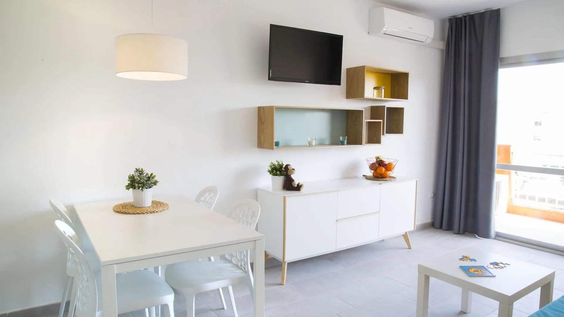 ל'אסטרטיט Rvapartaments Estartit Confort 0*,